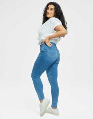 【関税込み】Kallmeyer ブルー Adina ローライズ ジーンズ Adina Low-Rise Jean in Raw Enzyme – KALLMEYER