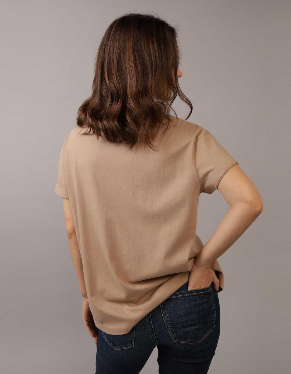 AE Oversized Logo Graphic TShirt Men’s & Women’s Jeans, Clothes