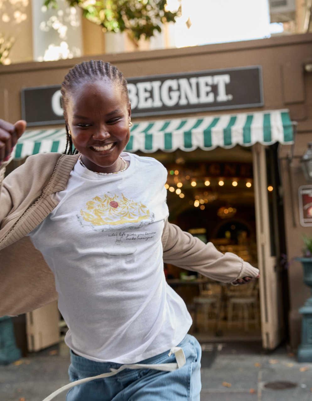 Aerie Vintage T-Shirt Men's Women's Jeans, Clothes