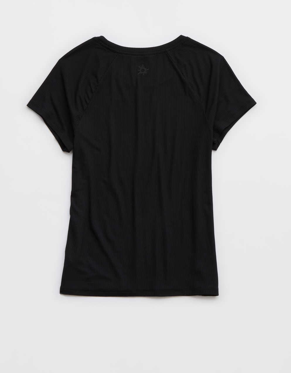 EAN 13 売れ筋商品|||イーエーエヌ サーティーン Tシャツ トップス レディース Tops Black SS Pony Hair Logo R5 Tee 半袖Tシャツ レディース | GUESS(ゲス