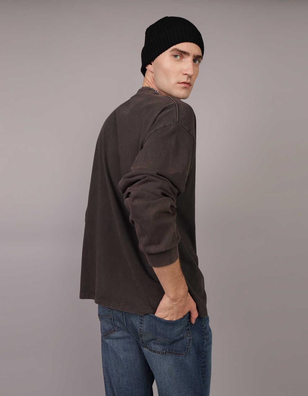 AE Oversized Long-Sleeve Heavyweight Pocket T-Shirt | Men's