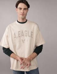 AE ロゴ グラフィック Tシャツ | メンズ・レディース ジーンズ