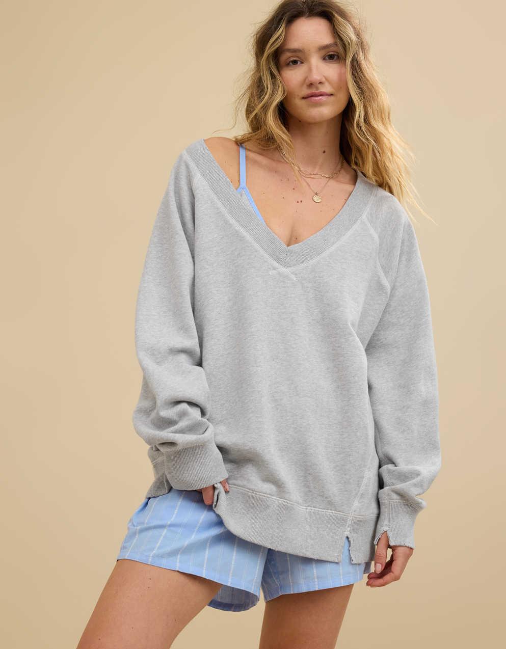 Aerie Downtime V-Neck Sweatshirt | Men's & Women's Jeans