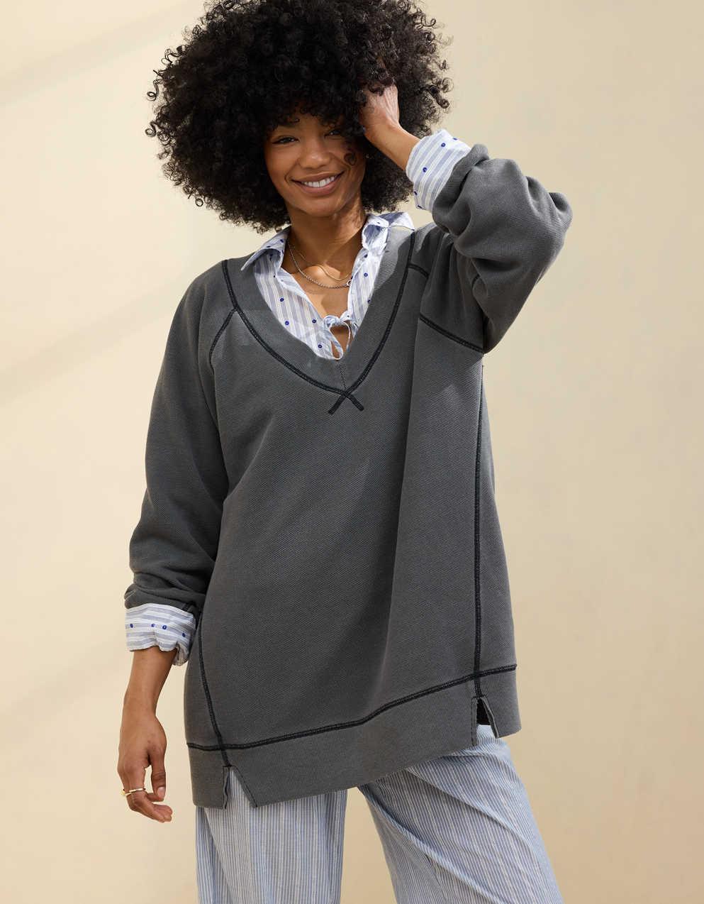 Aerie Downtime Textured V-Neck Sweatshirt | Men's & Women's
