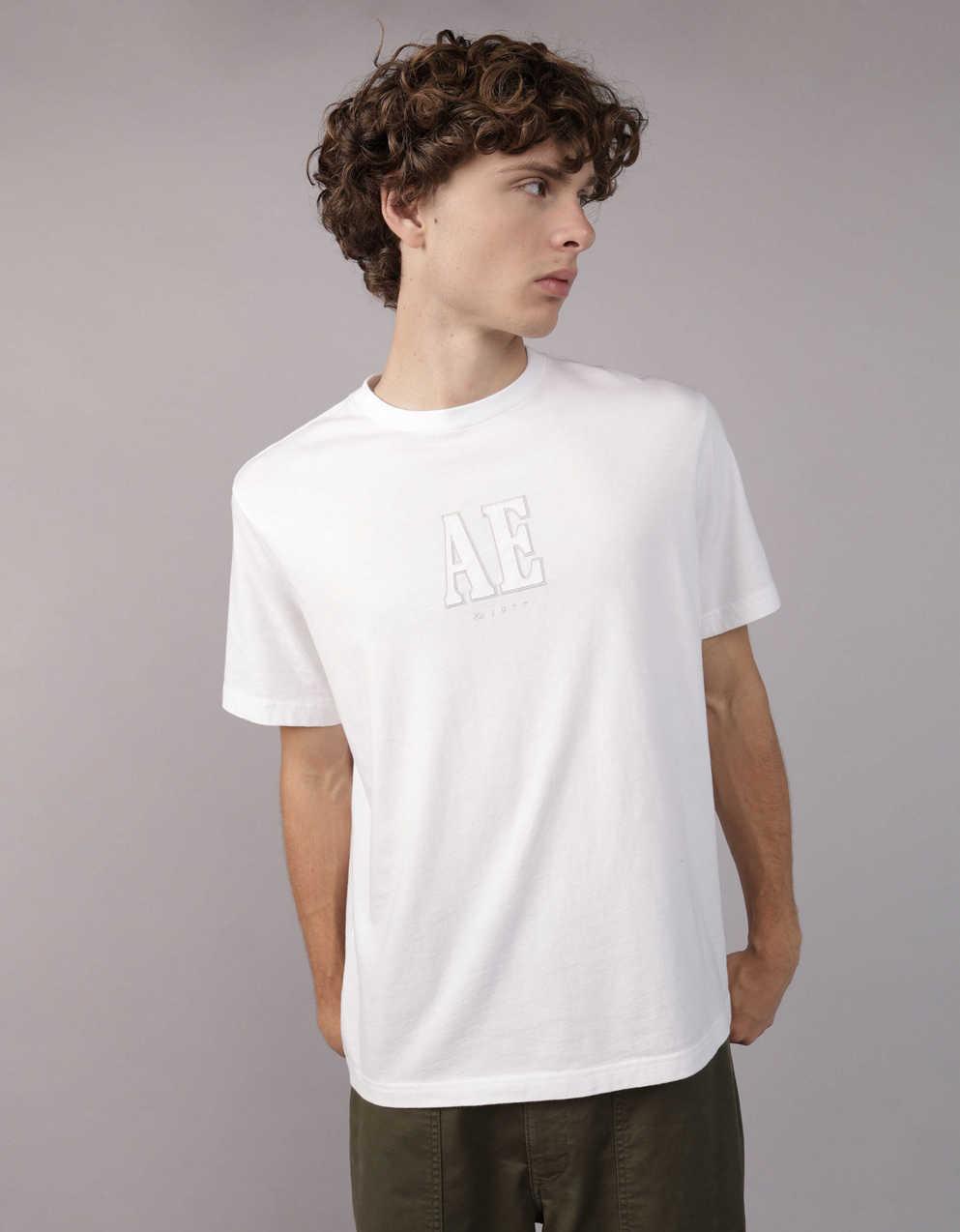 AE ロゴ グラフィック Tシャツ | メンズ・レディース ジーンズ、アパレル、アクセサリー | American Eagle日本公式サイト