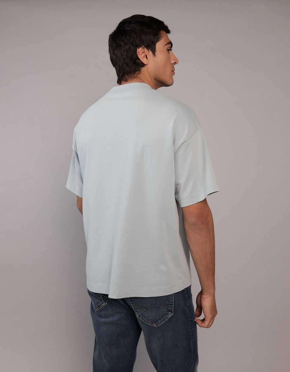 AEオーバーサイズロゴグラフィックTシャツ | メンズ・レディース