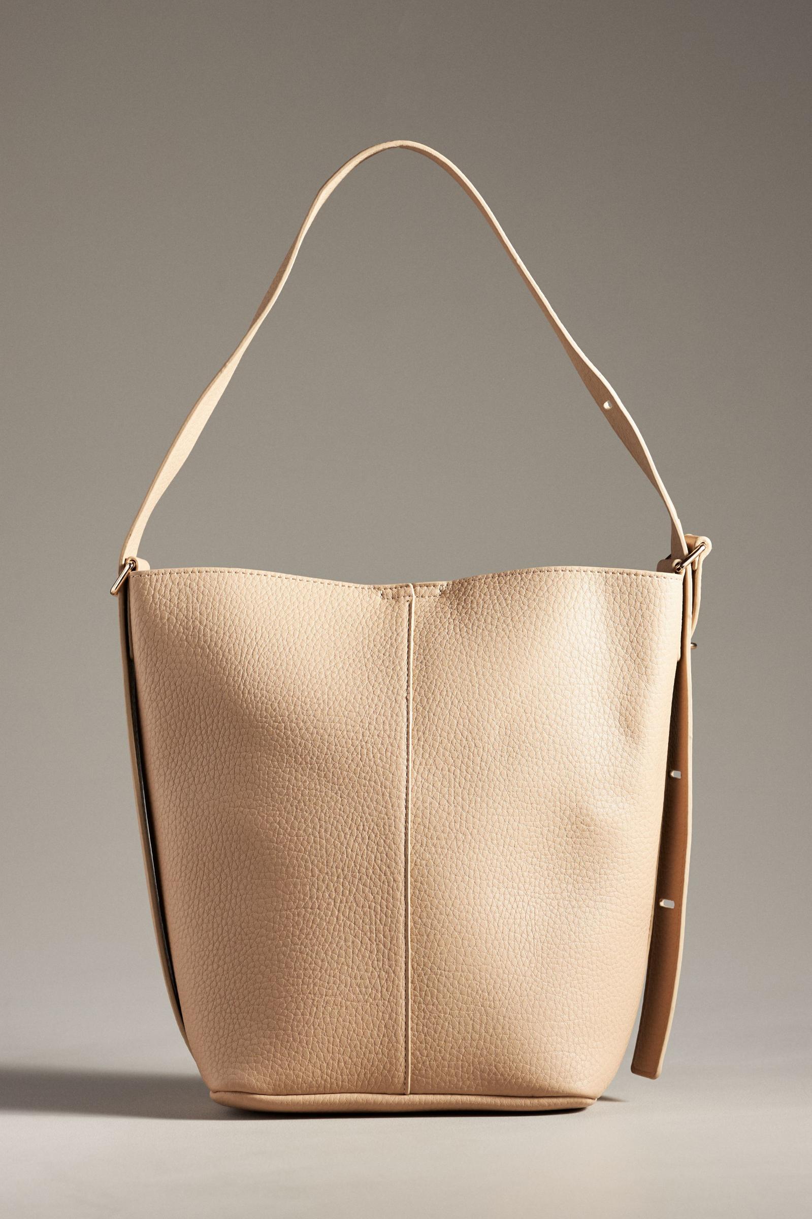 ペブル装飾レザーバケットバッグ ペブルド・バケットバッグ | Anthropologie ホーム