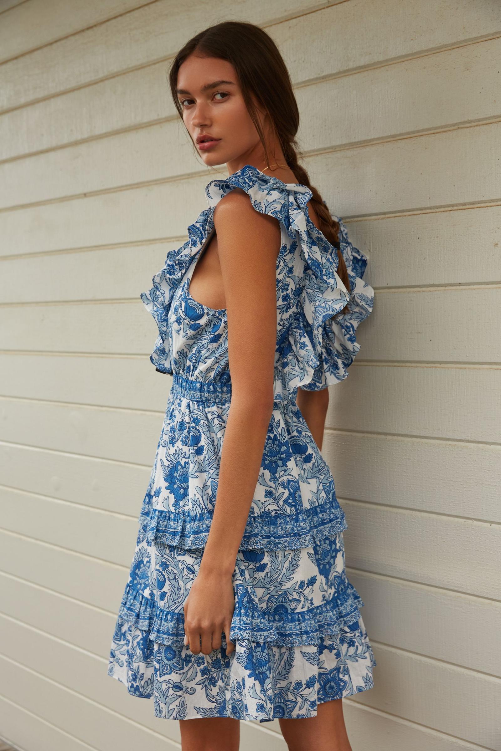 ワンピース Herlipto Garden Party Ruffled Midi Dress Herlipto Garden Party Ruffled Midi Dress