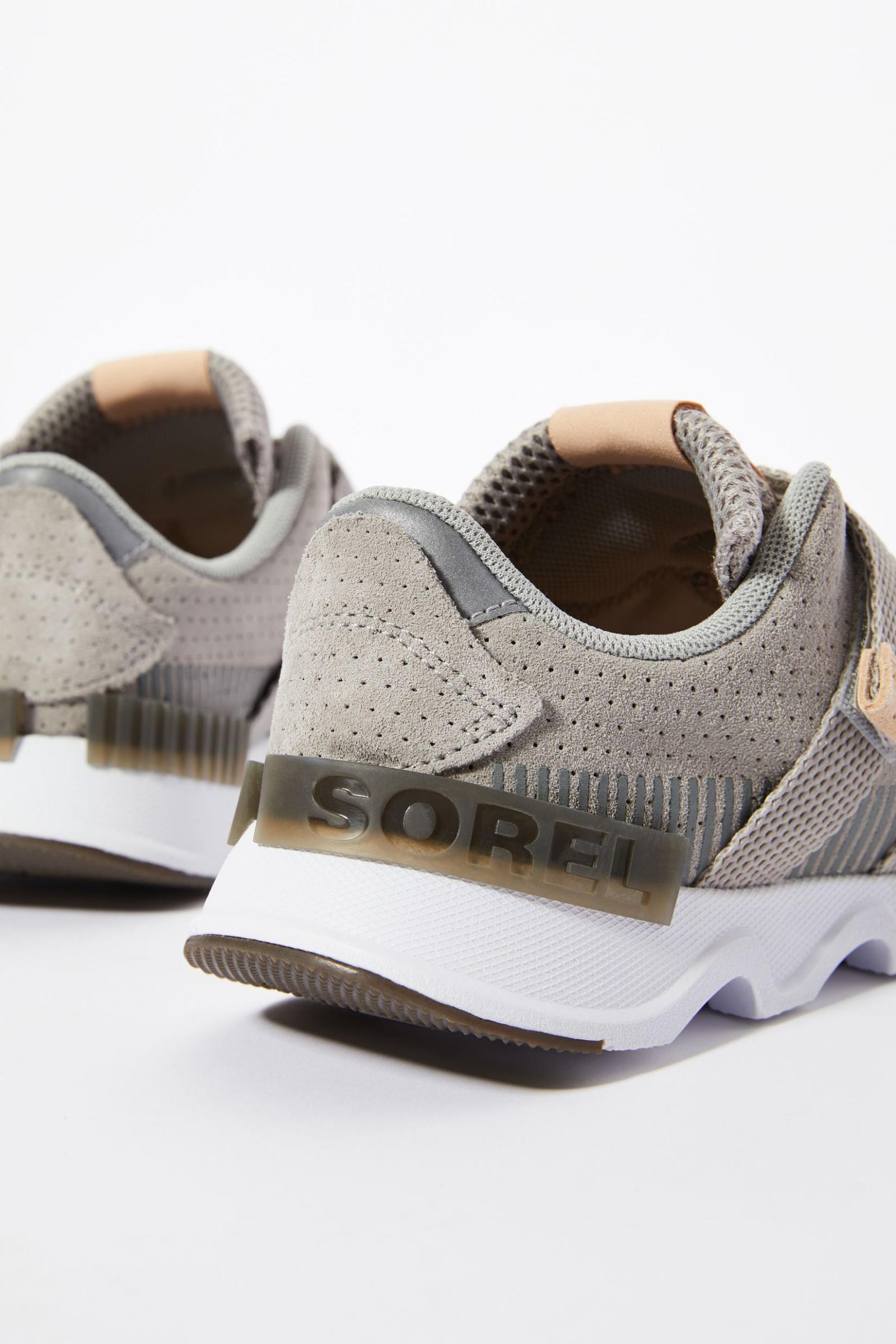 sorel kinetic lite strap sneakers