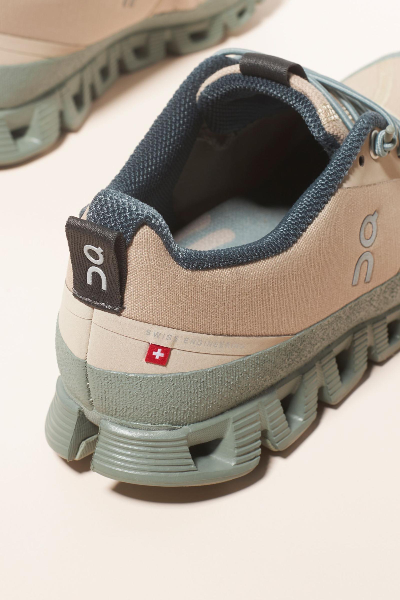 cloud dip sneakers