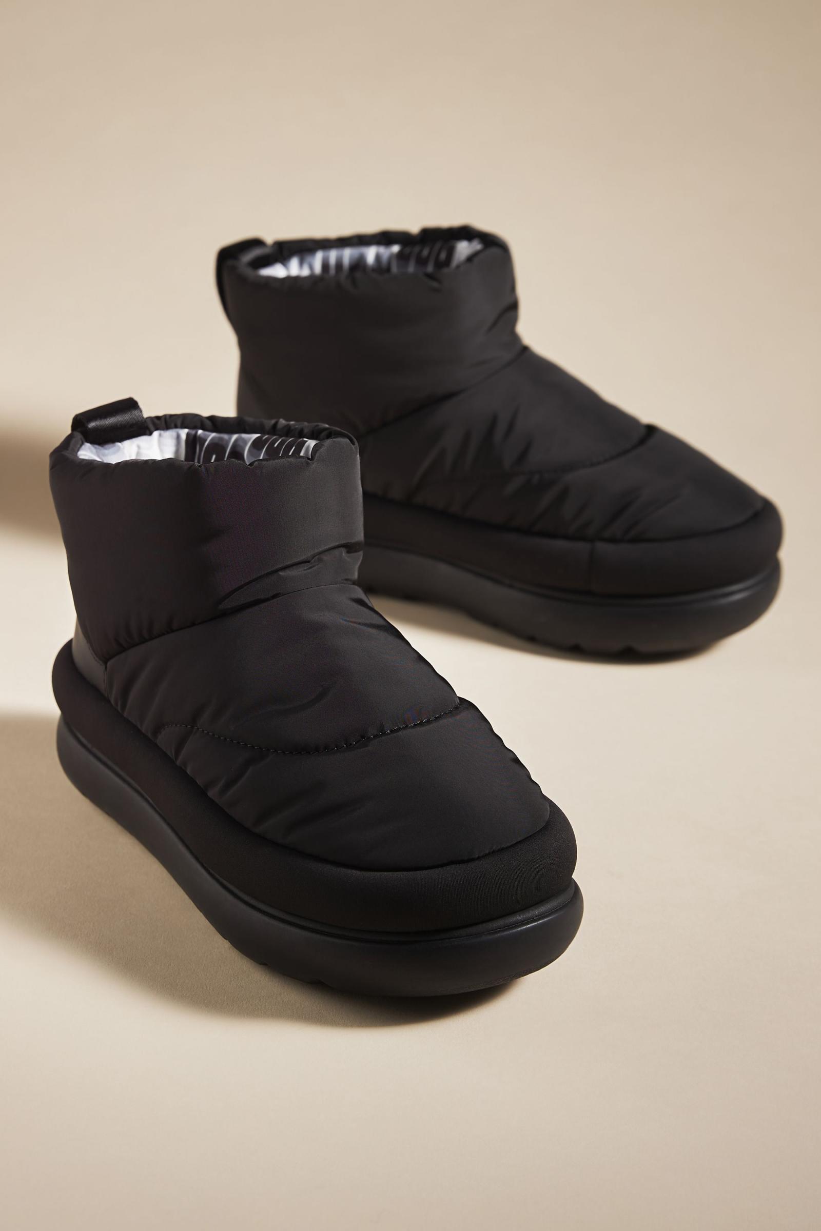 靴 UGG W CLASSIC MAXI MINI BLACK size 22cm UGG W CLASSIC MAXI MINI BLACK size 22cm