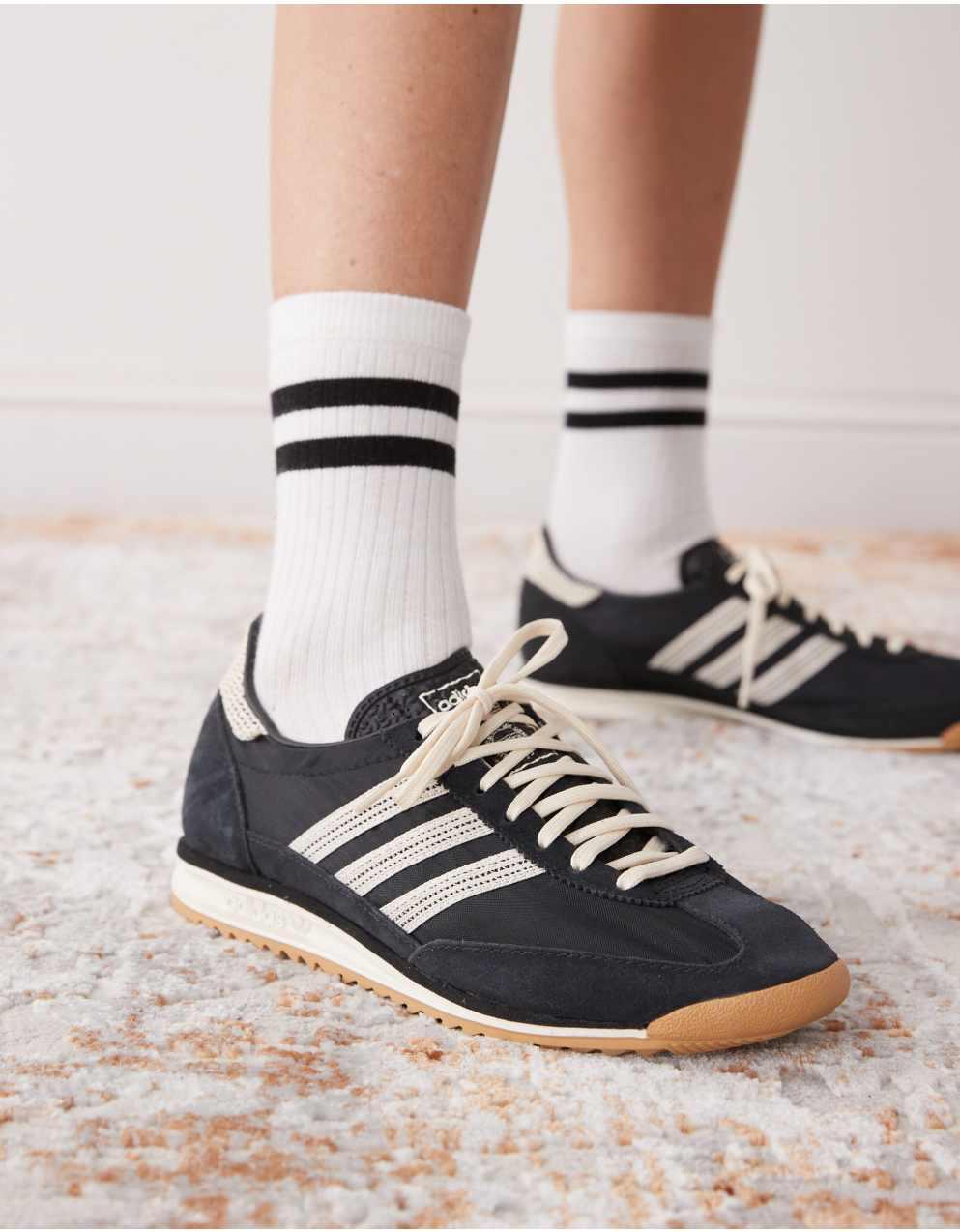 【adidas 】Originals / SL 72 OG トレーナー※送関込 adidas SL 72 OG Shoes - Black | Free Shipping with adiClub