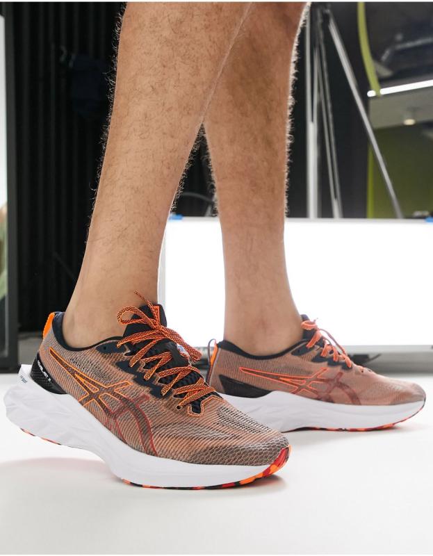 Novablast trainers Clearance