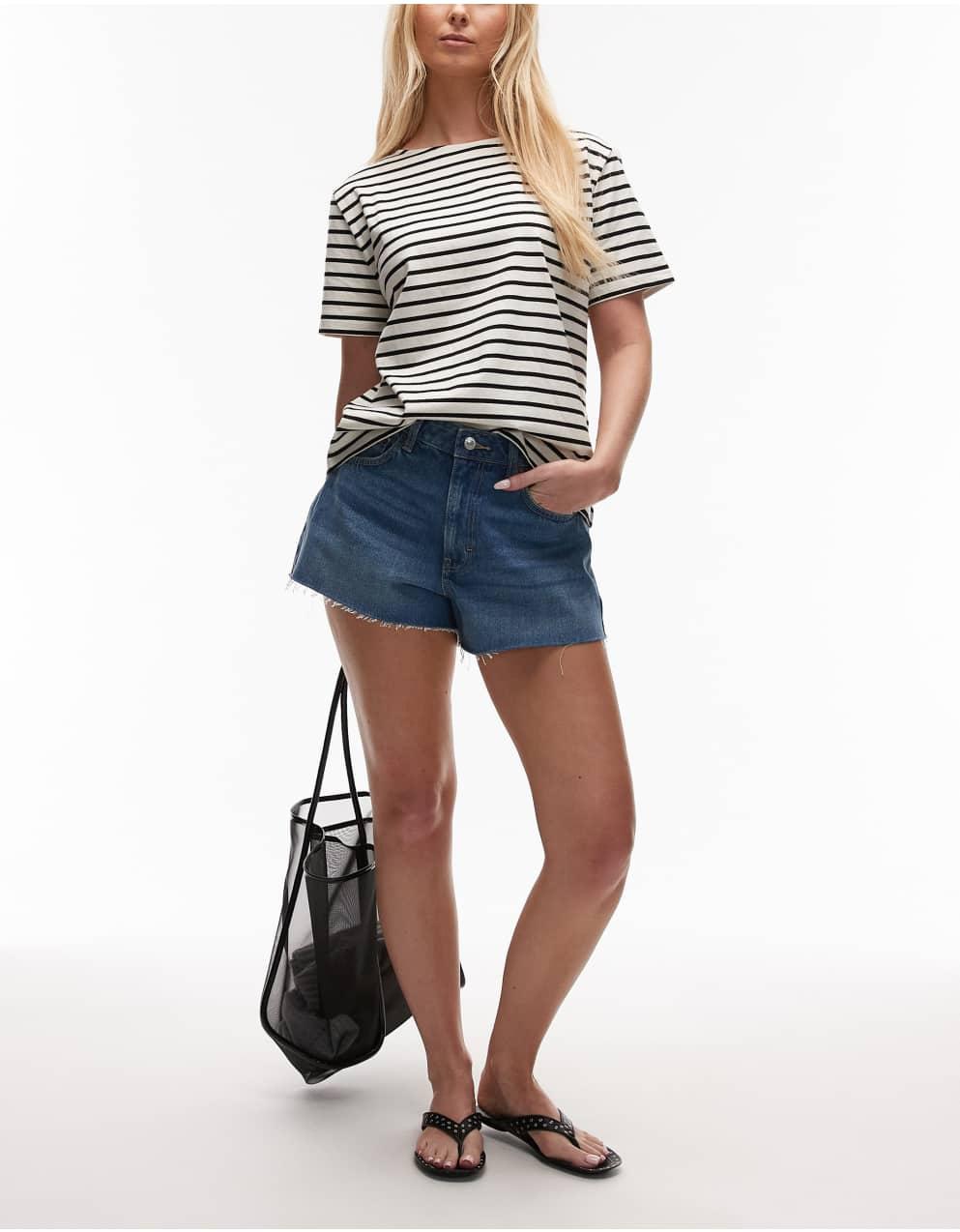 トップショップ レディース ボトムス デニムパンツ ジーンズ Topshop mid rise straight jeans in mid blue