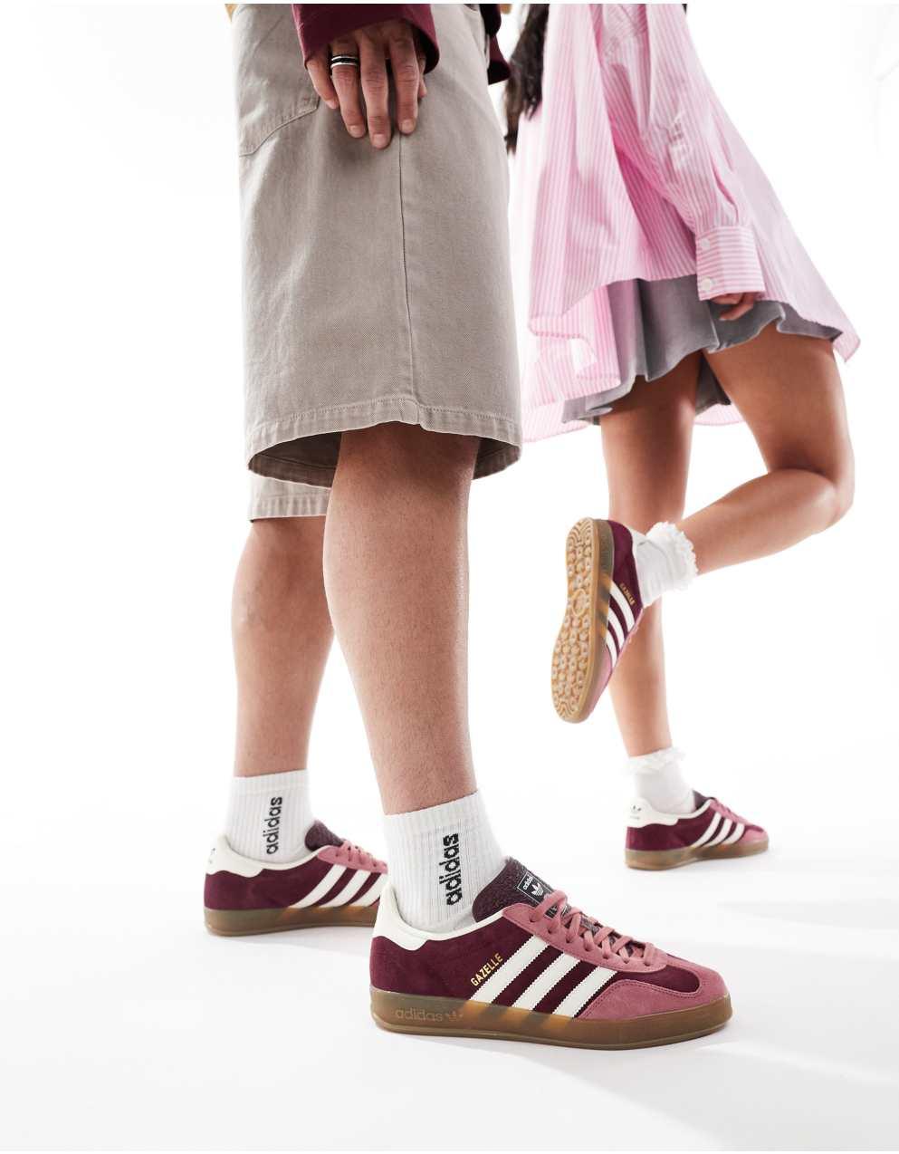 adidas ワインレッド スニーカー