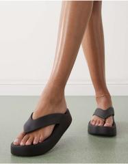 追跡【BALENCIAGA】レディースクロックスビーチサンダルブラック crocs207714_1.jpg