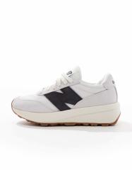 New Balance トレーナー ブラック/ホワイト 楽天市場】最大10％OFFクーポン 【7/18〜7/26】 ニューバランス