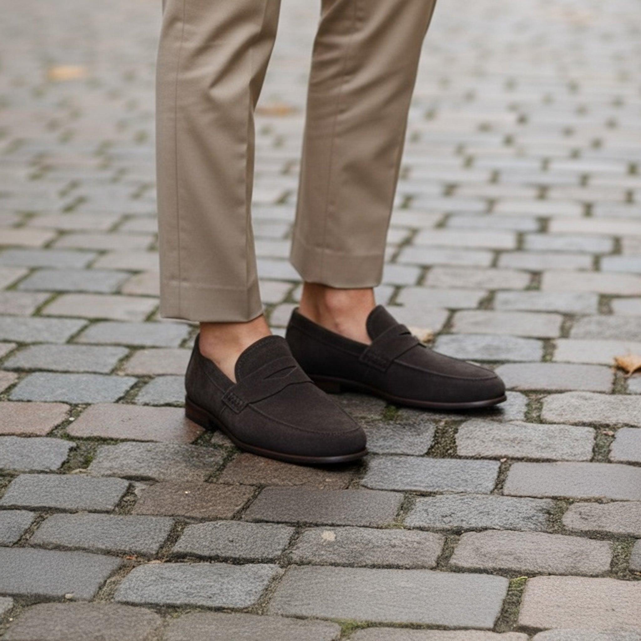 khaki pants brown dress shoes shoes, black pants? : r/mensfashion 25 Shoe Colors Styles Khaki
