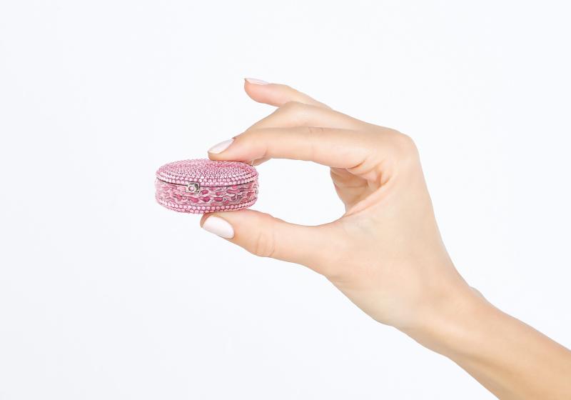 JUDITH LEIBER(ジュディスリーバー） Rose Water Macaron Rose Water Macaron | Judith Leiber Hong Kong Couture Bags