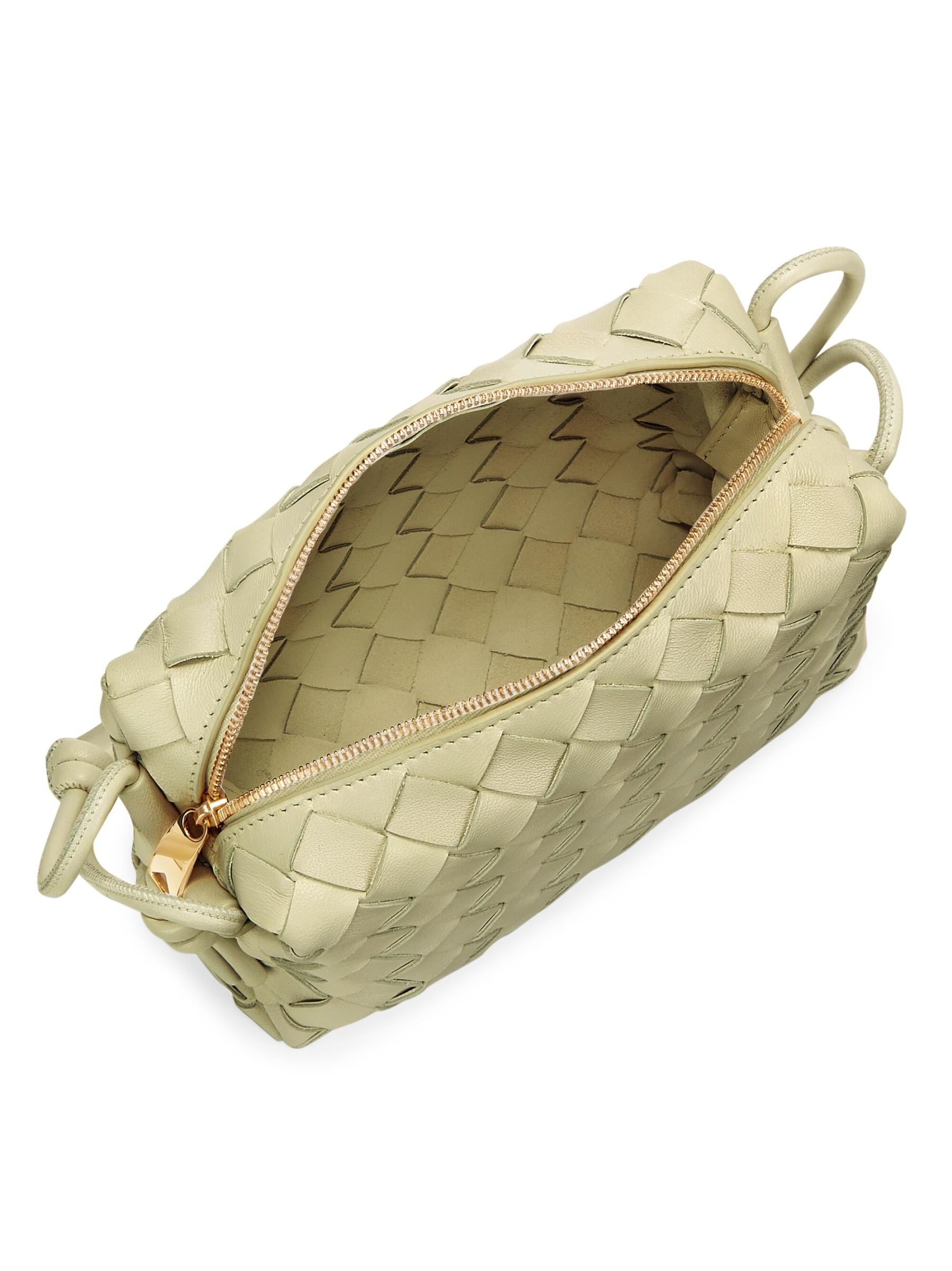 【関税&送料込】Bottega Veneta Bottega Veneta Loop Small Cro Shop Bottega Veneta - Mini Loop Leather Crossbody Bag | Saks