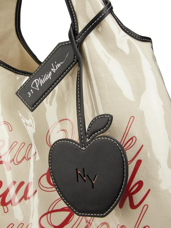 #6: حقيبة يد وي آري نيويورك جرافيك ماركت - إكرو