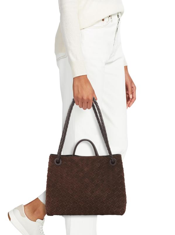 #2: حقيبة Andiamo متوسطة الحجم من الجلد المدبوغ - حلوي