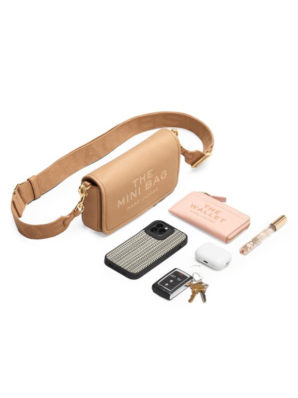 #5: الحقيبة الصغيرة - أرجواني