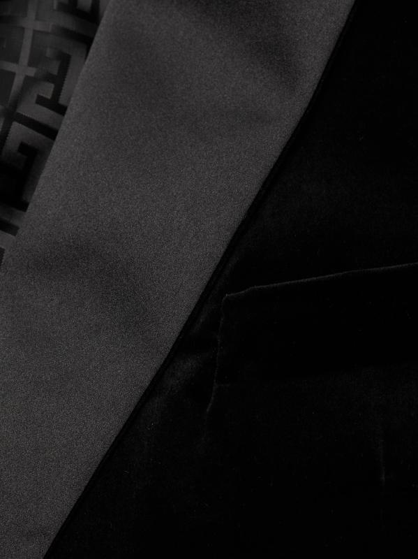 #6: بليزر مزدوج الصدر من المخمل والساتان - أسود