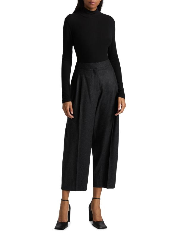 #7: بنطال قصير من الصوف ذو الثنيات - فحم الإنتراسيت