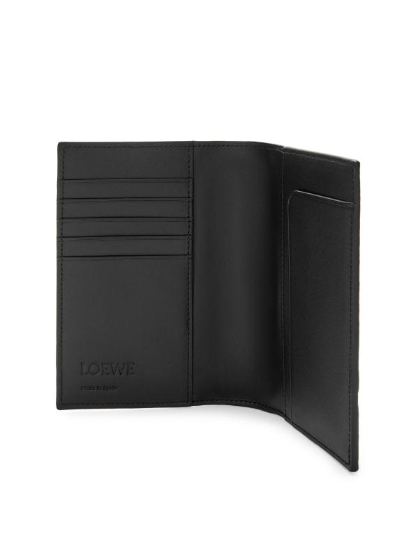 #3: غطاء جواز سفر من الجلد المزركش - أسود