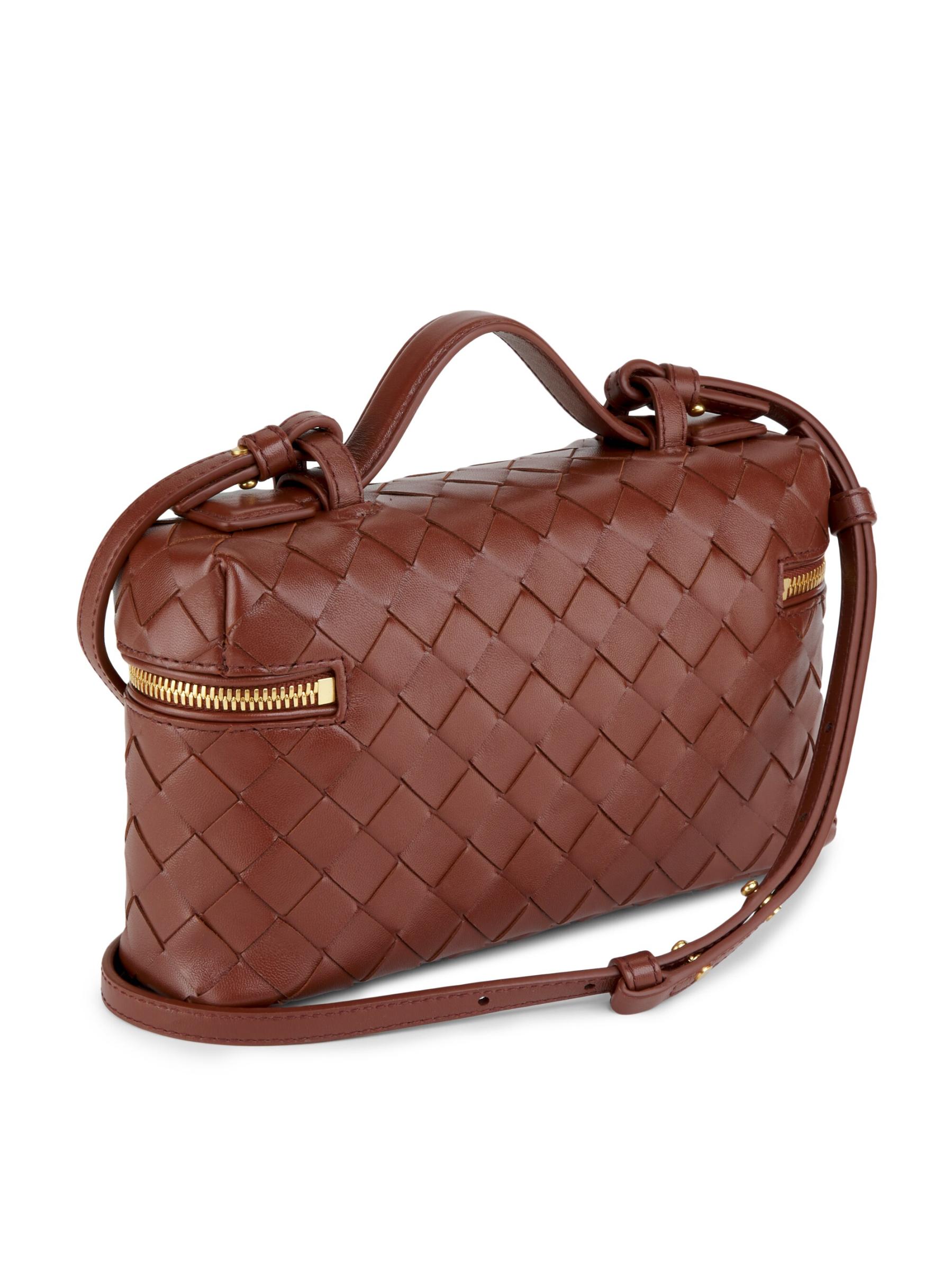 ★送料関税込★BOTTEGA VENETA INTRECCIATO ビューティーケース Shop Bottega Veneta - Bang Bang Intrecciato Leather