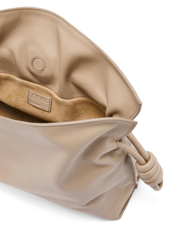 #6: حقيبة يد برباط من جلد الفلامنكو - ساند