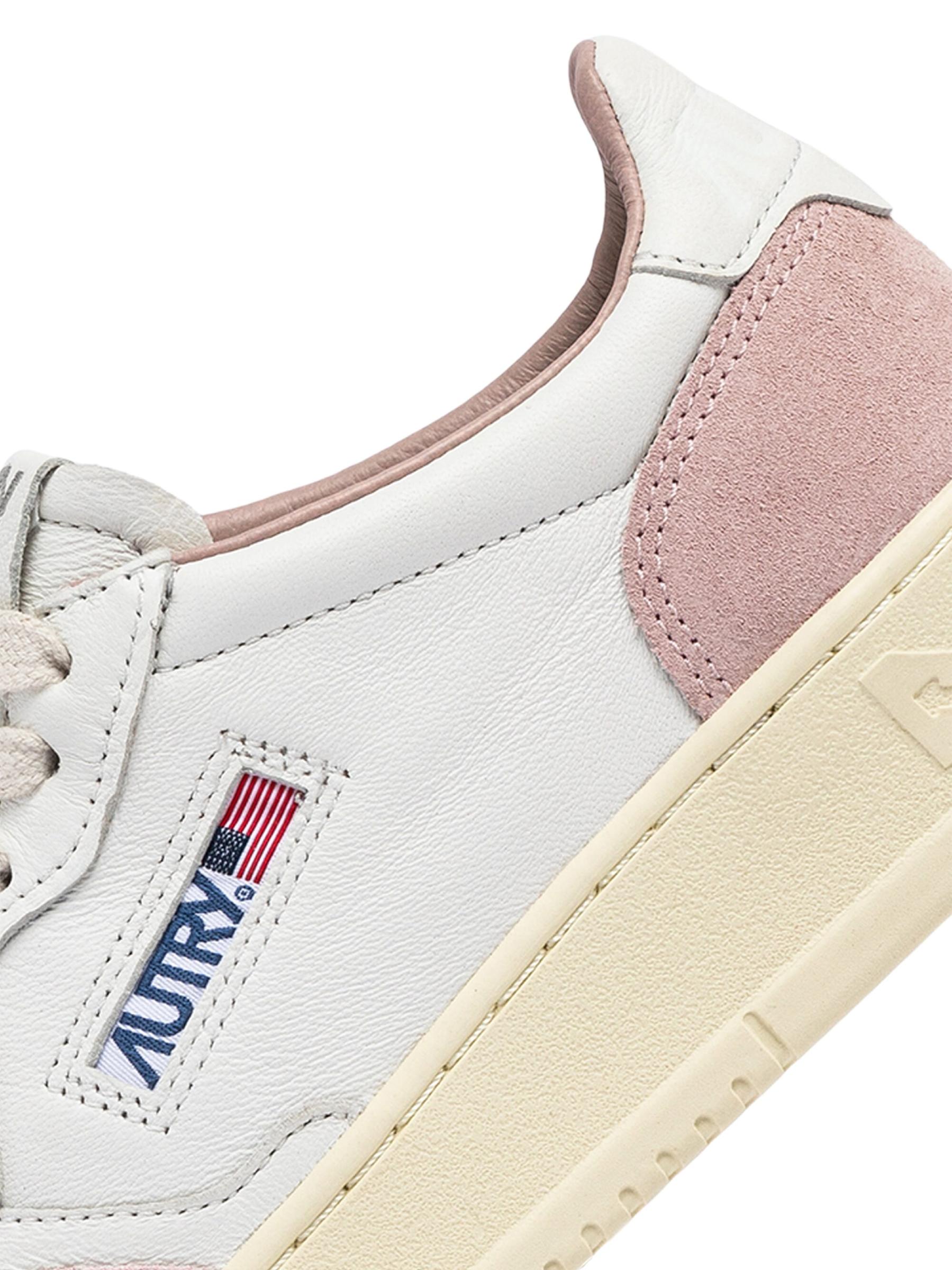 Autry メダリスト・レザー＆スエード・ロートップ・スニーカー AUTRY スニーカー MEDALIST LOW LEATHER SUEDE SNEAKER オート