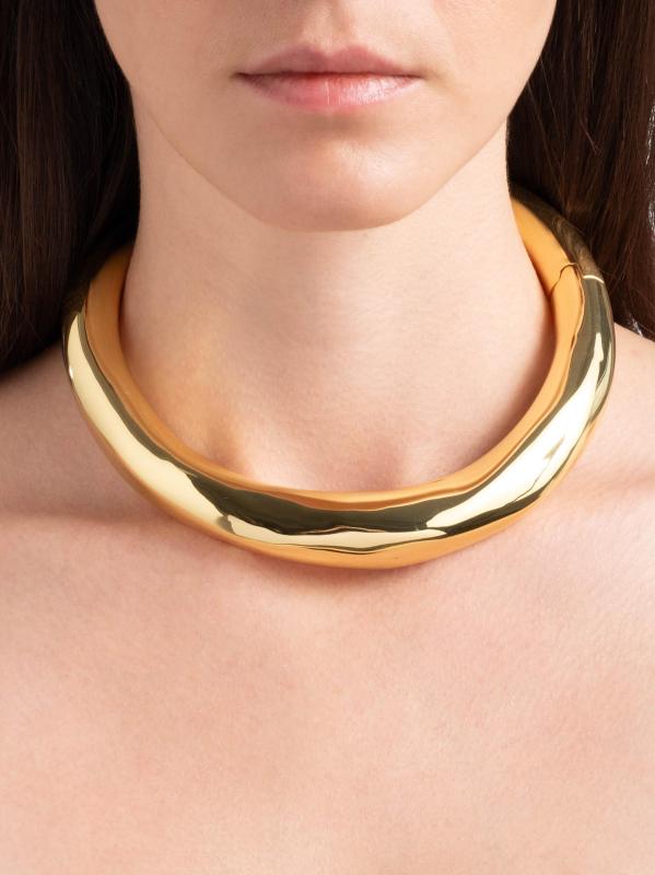 #2: قلادة بياقة مفصلية مطلية بالذهب عيار 14 قيراطًا من إسينشالز مولتن - الذهب