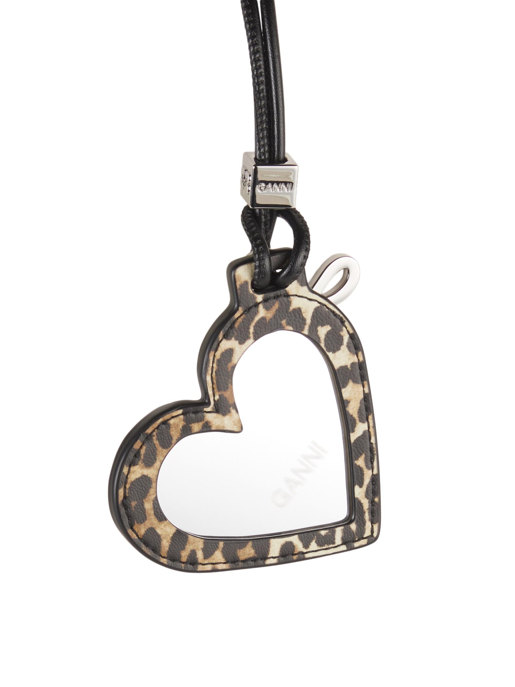 【関税&送料込】Ganni Heart-Shaped Mirror Bou Black Ganni Bou Heart Mirror in Black | Lyst
