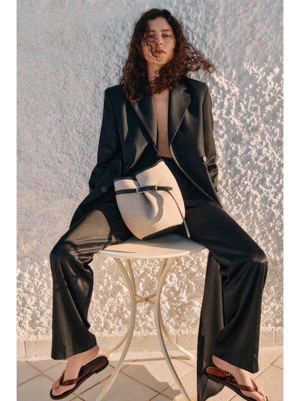 #2: حقيبة دلو بحزام - طبيعي+أسود