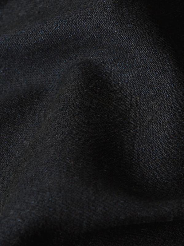 #6: بنطال جينز تيمب كور ايربلاز ثري دي سكيني - يتم ارتداؤها في كوبلر الجرانيت