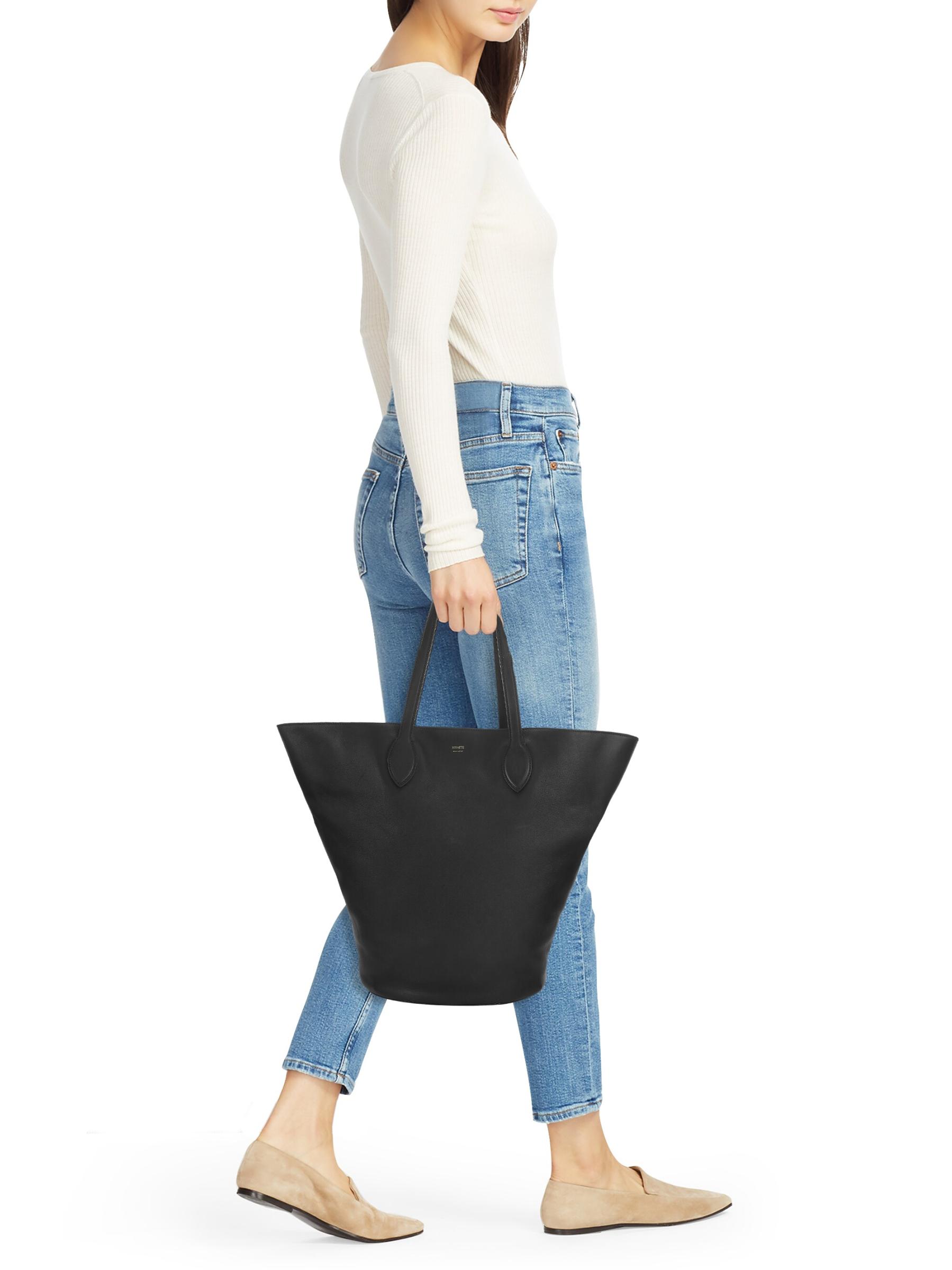送料込/関税込■toteme■Day レザートートバッグ 送料込/関税込□toteme□デイトートレザーバケットバッグ