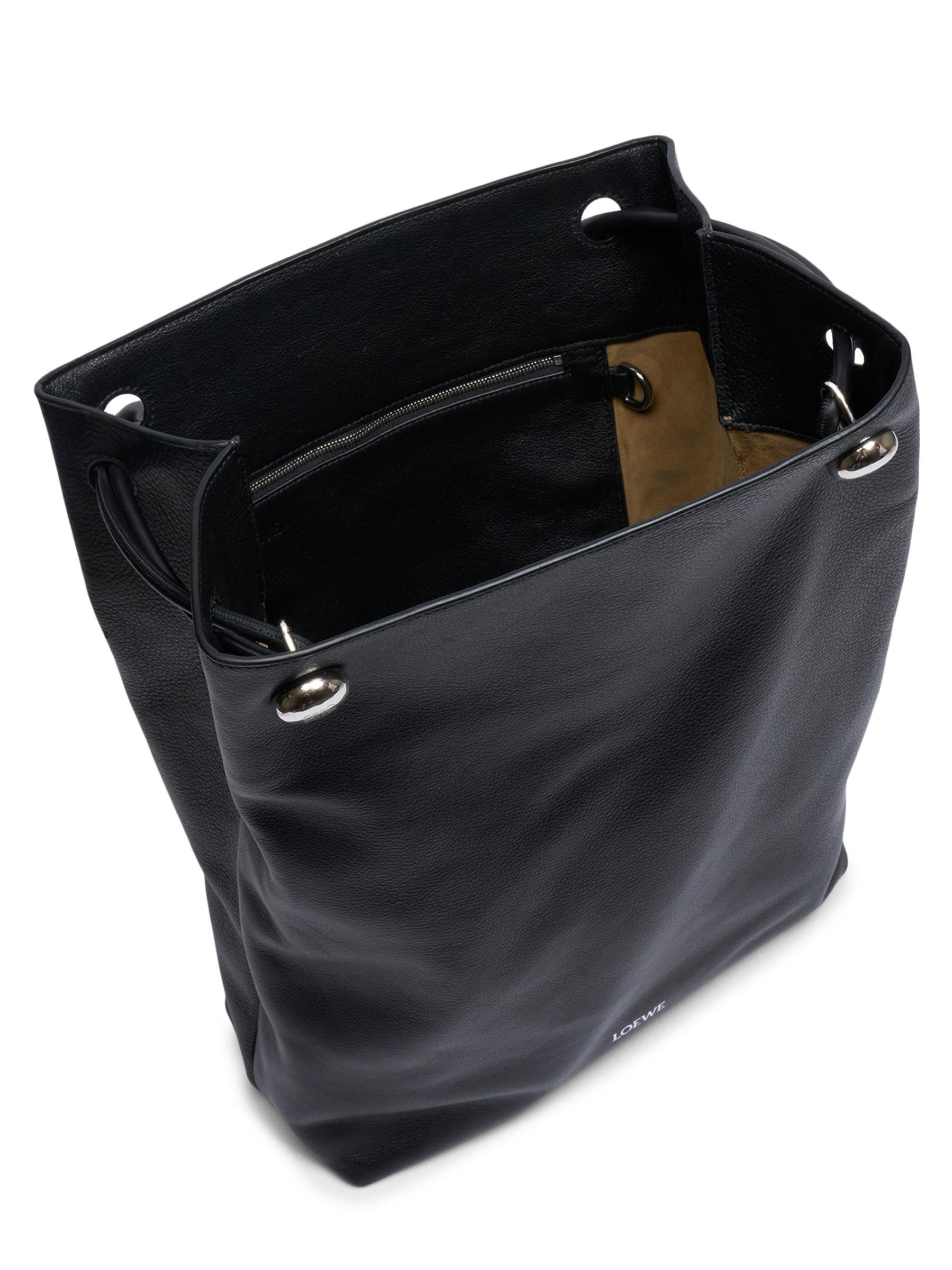 Loewe - ペブルレザー ホーボーバッグ をオンライン購入 | Saks Fifth