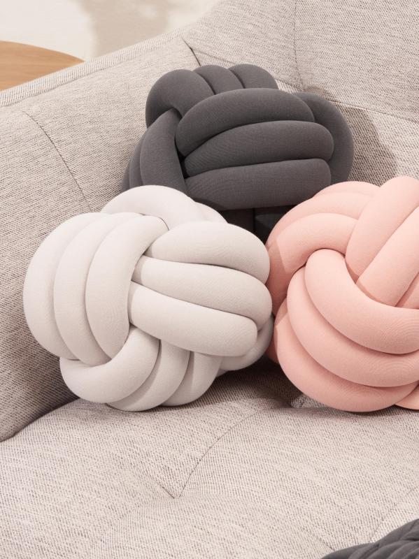 #7: وسادة Hugget القطنية ذات العقدة - وردة المساء