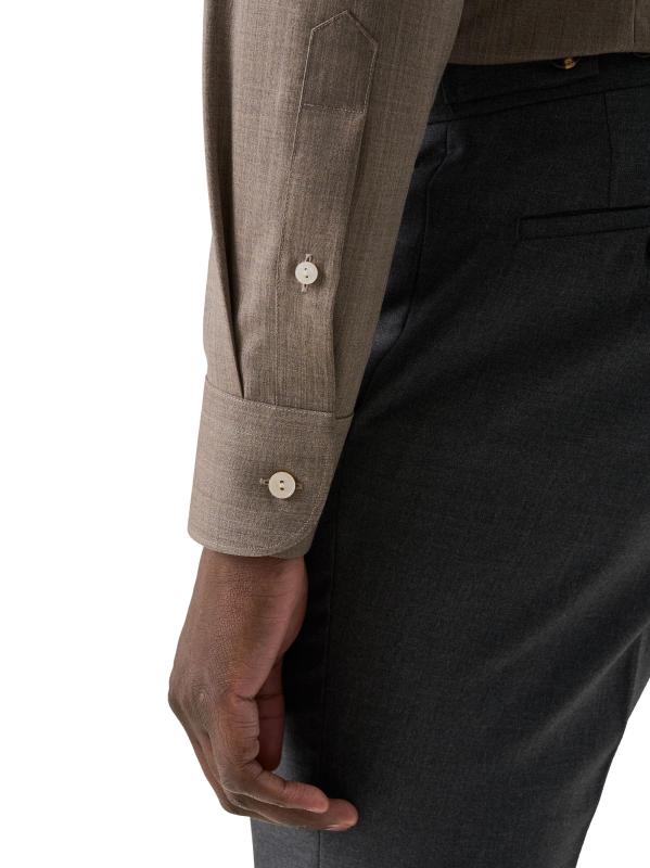 #6: قميص سوليد من صوف ميرينو بقصة ضيقة - بيج