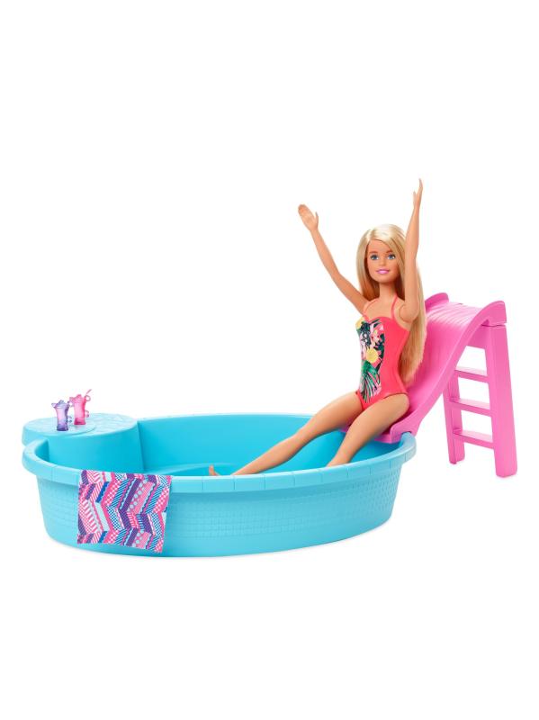 دمية باربي® ومجموعة ألعاب البلياردو الفورية