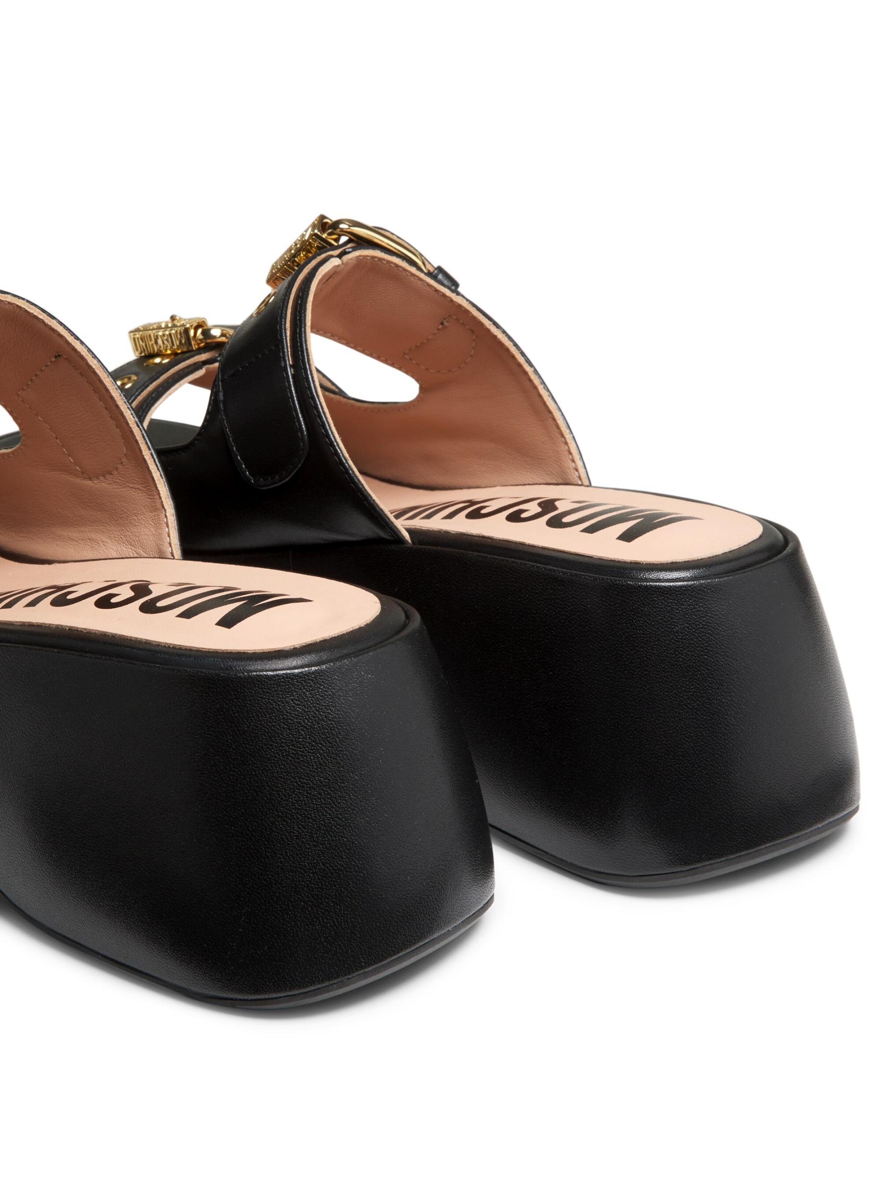 サンダル・ミュール Moschino Beige Leather Platform Buckles Sandals Moschino Sporty Logo-Detailed Suede Platform Sandals | Saks