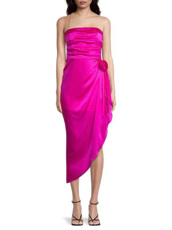 #2: فستان إيرين رادز من ريسورت نايتس - هوت بينك