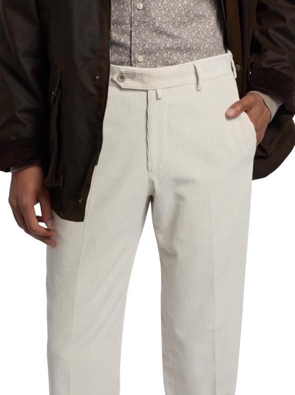 #5: بنطال قصير من القطن - أبيض