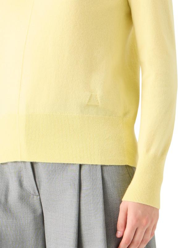 #5: سترة برقبة على شكل حرف V من الكشمير المحبوك - شمس