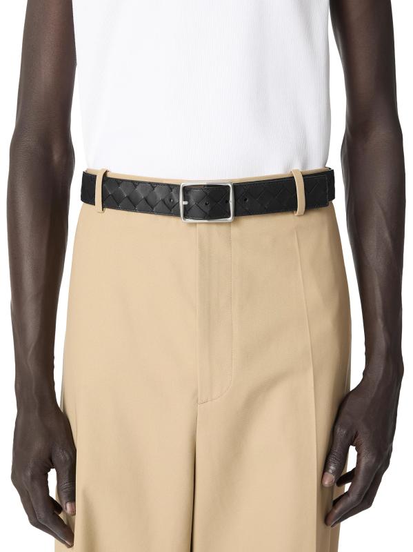 #2: حزام ريفيرسو إنتريشياتو الجلدي - جلد التمساح الأسود