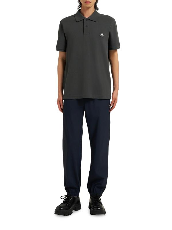 #6: قميص بولو بشعار إيفريت - أسمنت