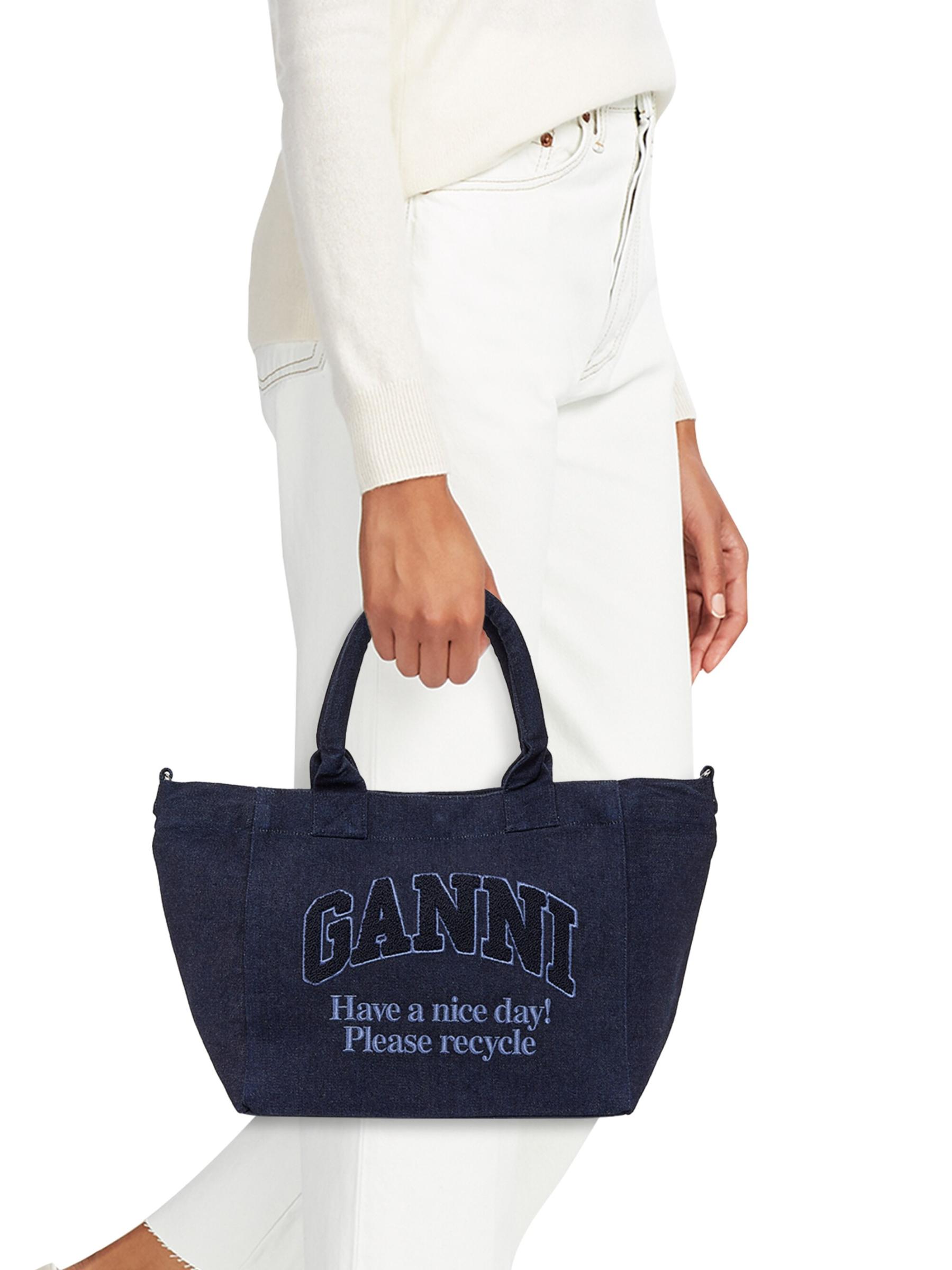 ★送料・関税込【GANNI】Small Easy Shopper Denim Tote Bag Ganni Small Denim Easy Shopper Tote | italist