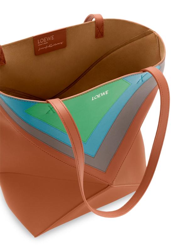 #4: حقيبة LOEWE x Albers متوسطة الحجم قابلة للطي من الجلد - أخضر+أزرق